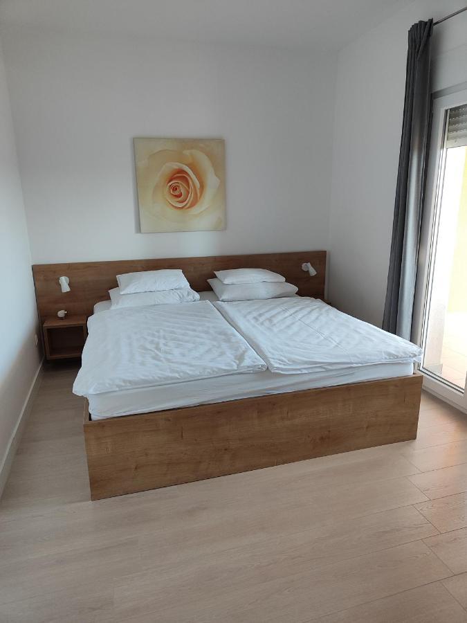 Apartmani Seka Vodice Exterior foto